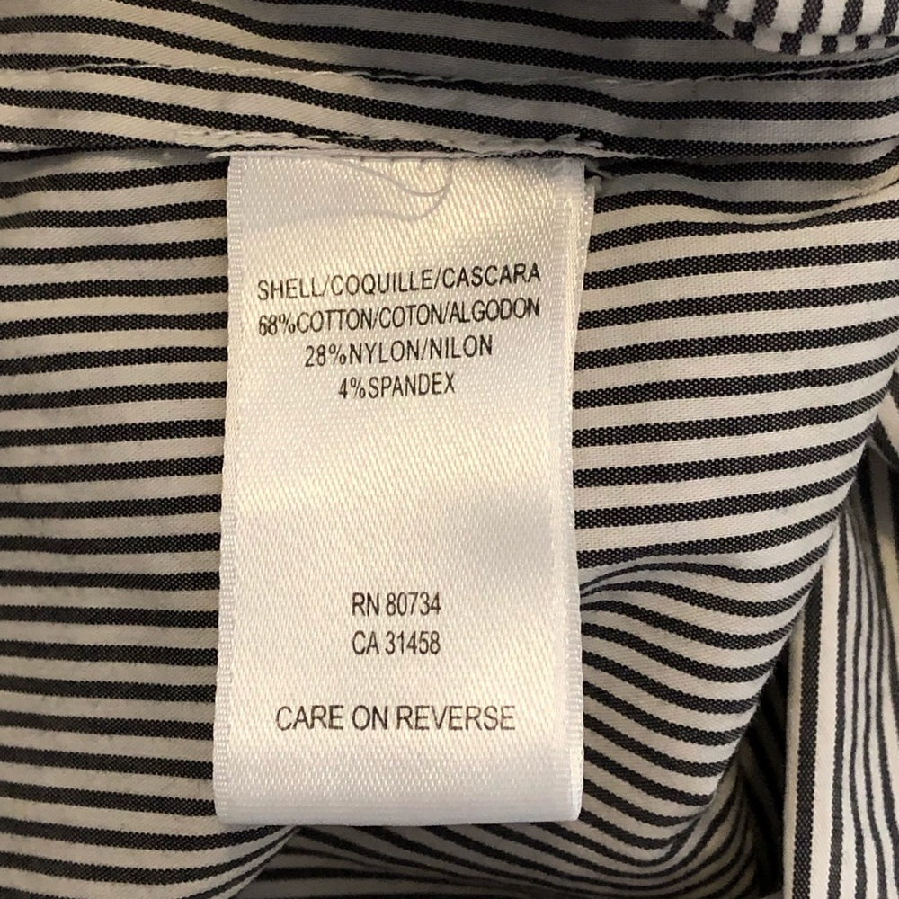 BCBGMAXAZRIA ruffle neck sleeveless top. Size medium. - Picture 5 of 9
